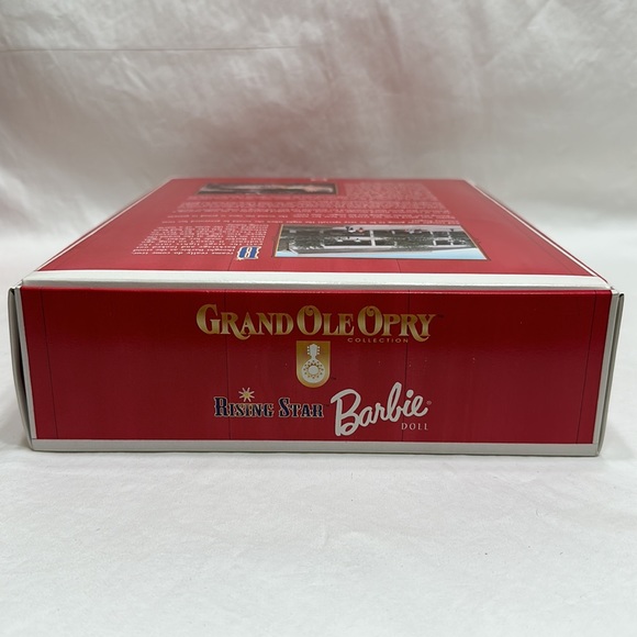 Rising Star Barbie - Picture 3 of 11